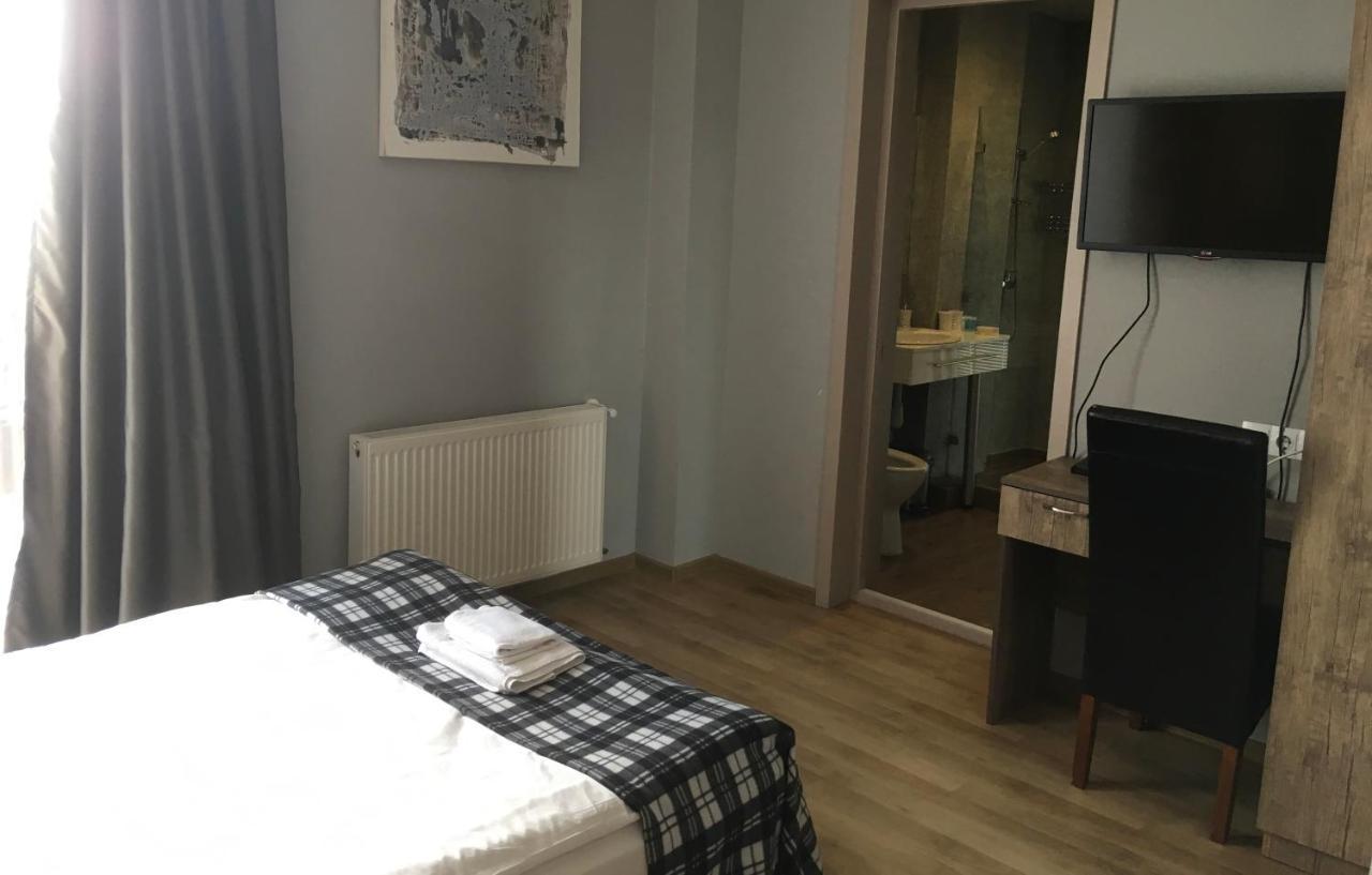Good Inn Hotel 구다우리 외부 사진