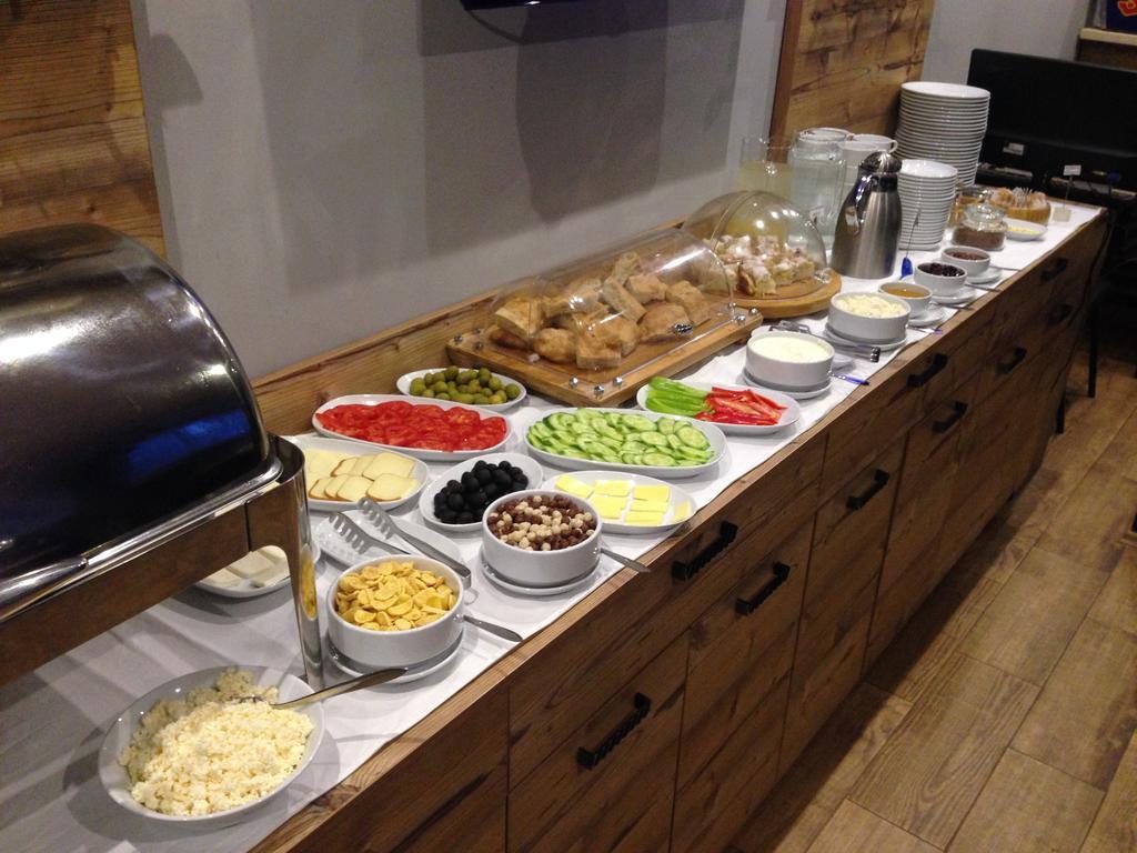 Good Inn Hotel 구다우리 외부 사진